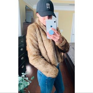 NWT Hollister Cropped Faux Fur Jacket